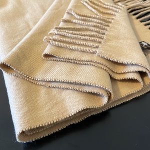Stewart of Scotland tan beige soft acrylic scarf NWOT